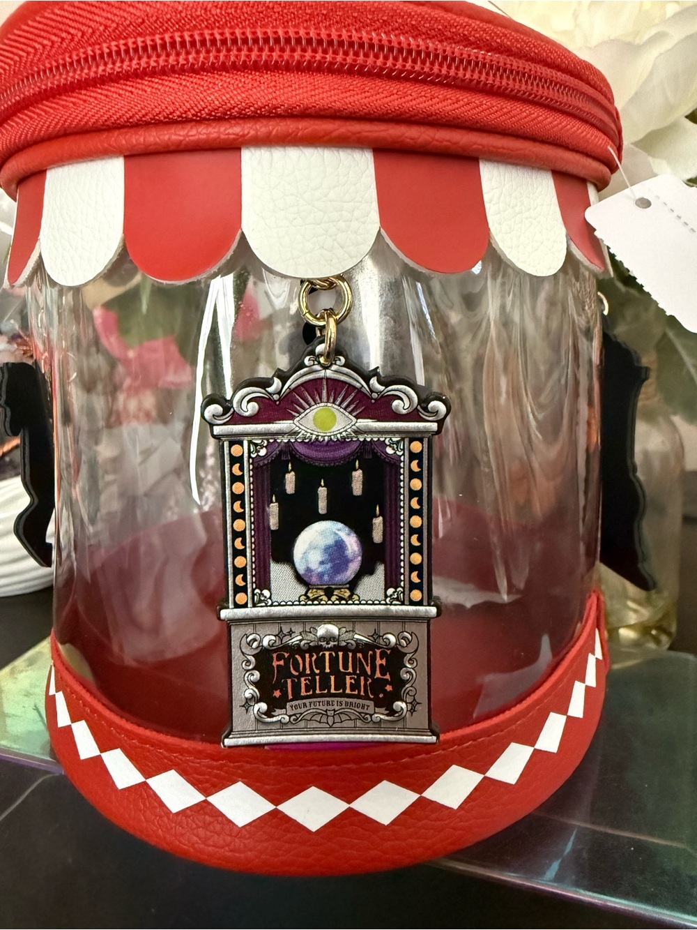 🆕🎪 BATH & BODY WORKS HALLOWEEN CIRCUS CAROUSEL WRISTLET/PURSE. BRAND NEW! - Picture 6 of 8